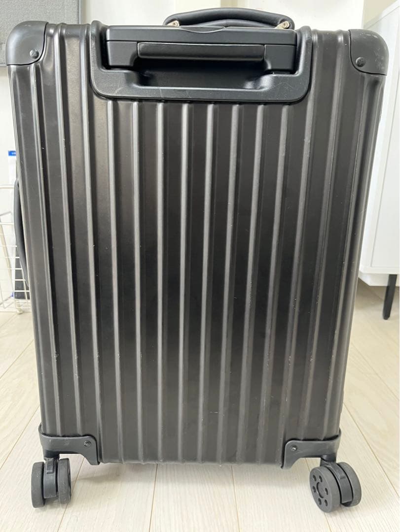 ブラックキャリーケース ダイヤル式ロック付き