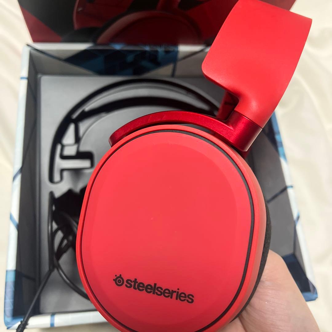Arctis 3 Bluetooth ヘッドセット