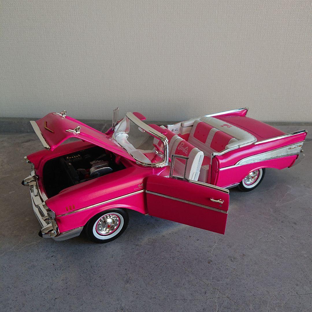 1/18 1957 シボレーベルエア バービー