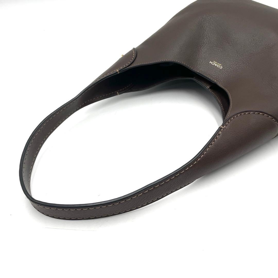 未使用級● コーチ ショルダーバッグ ブルックリン 28 ブラウン レザー