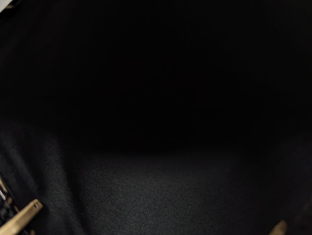 印伝巾着袋 印傳屋上原勇七 INDEN-YA 合切袋 とんぼ 黒地白漆