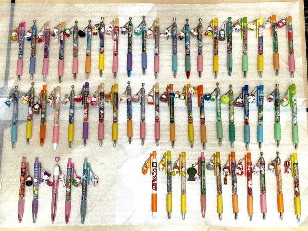 ご当地限定キティ　ボールペン50本＋オマケ5本