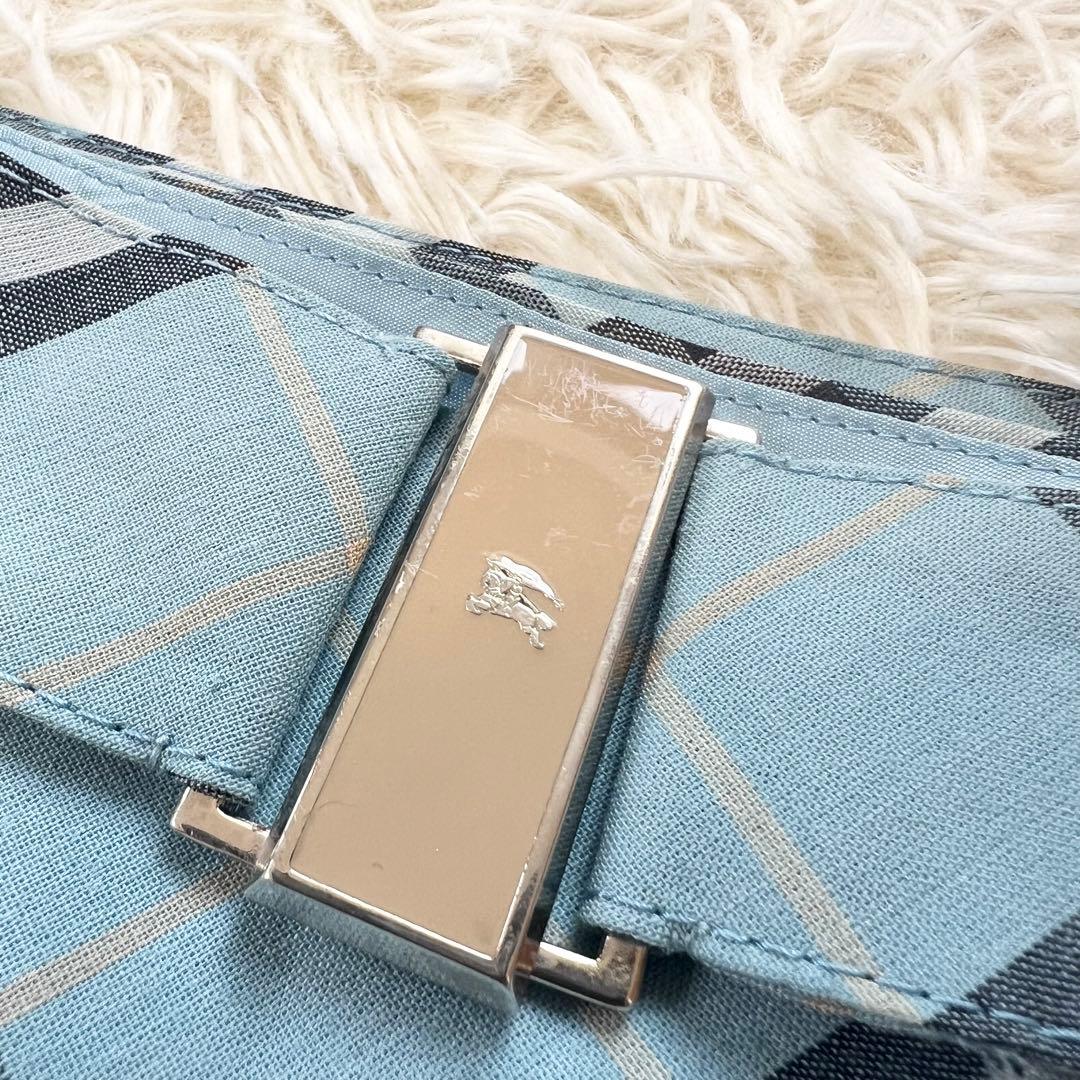 希少 美品✨バーバリーブルーレーベル ノバチェック ホースロゴ ベルト 水色