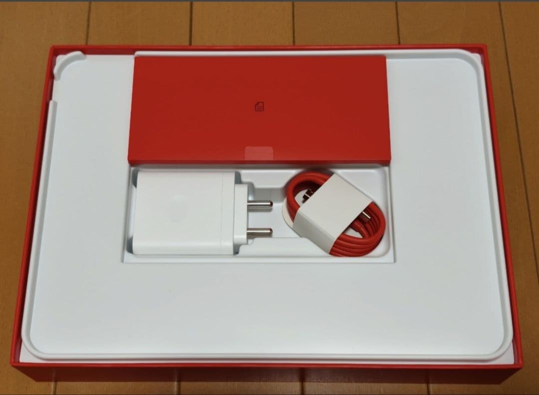 OnePlus Pad 2 グローバル版 ケース付き