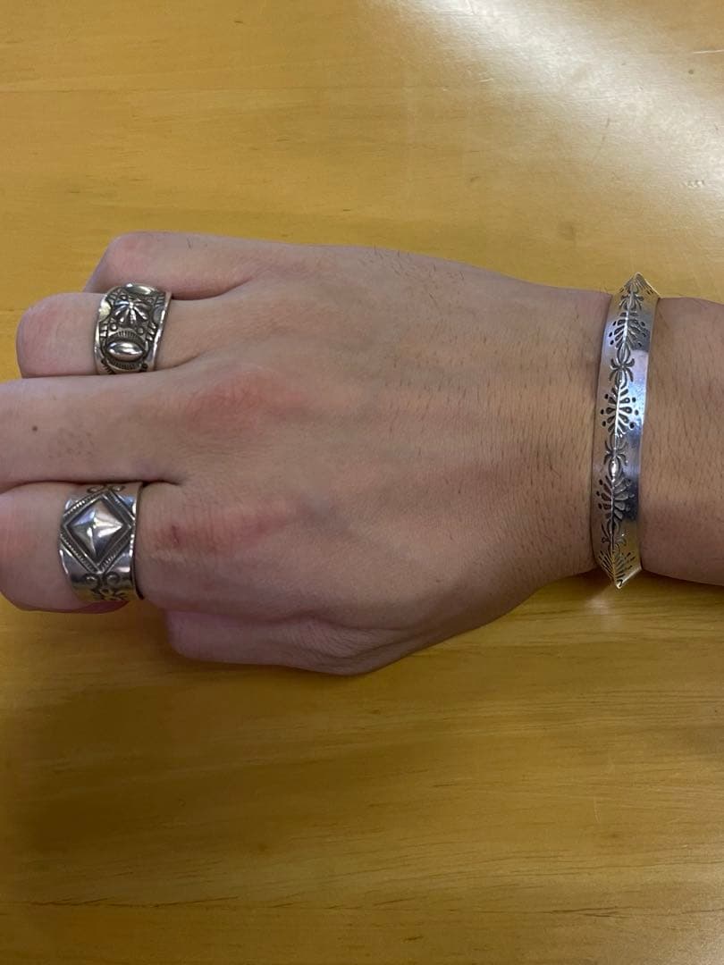 Navajo Edison Sandy Smith バングル　蜘蛛