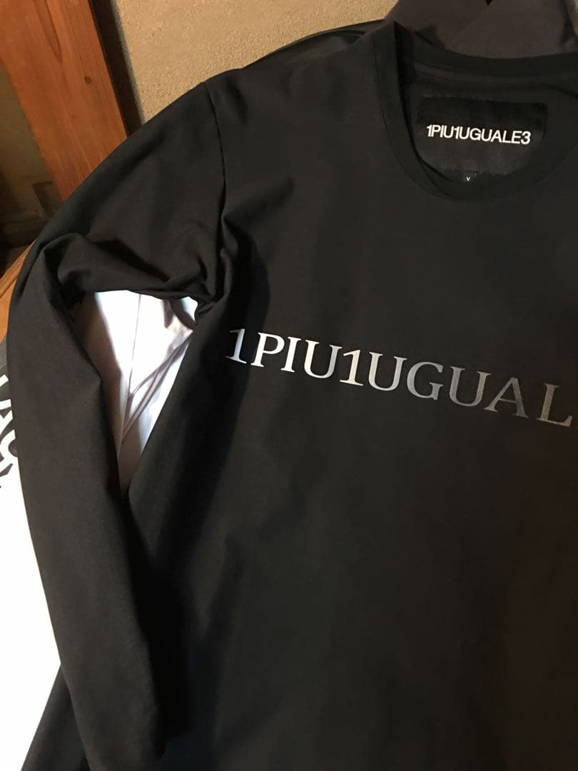 みーと1piu1uguale3 SPORT GRADATION LOGO