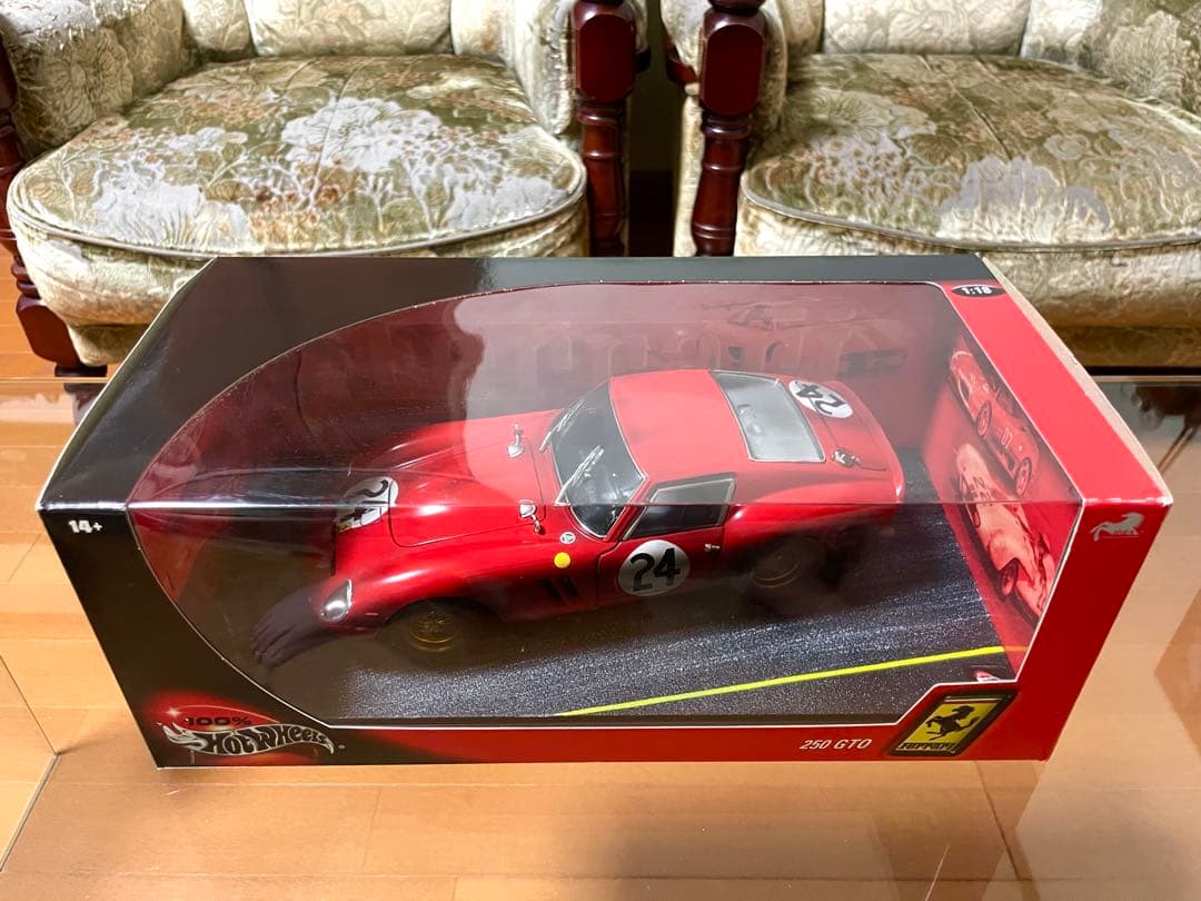 価格変更1/18ホットウィール フェラーリ250GTO ウェザリング仕様 未展示