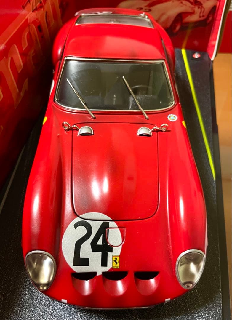 価格変更1/18ホットウィール フェラーリ250GTO ウェザリング仕様 未展示