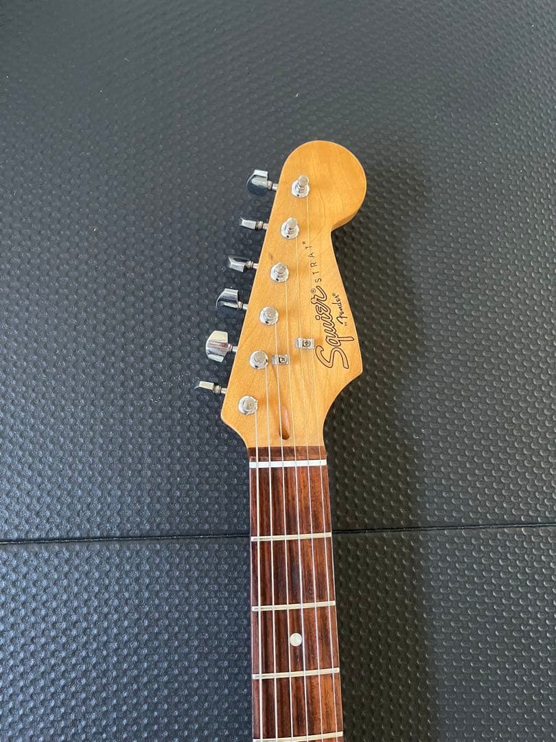 ギター Squier by Fender Stratocaster