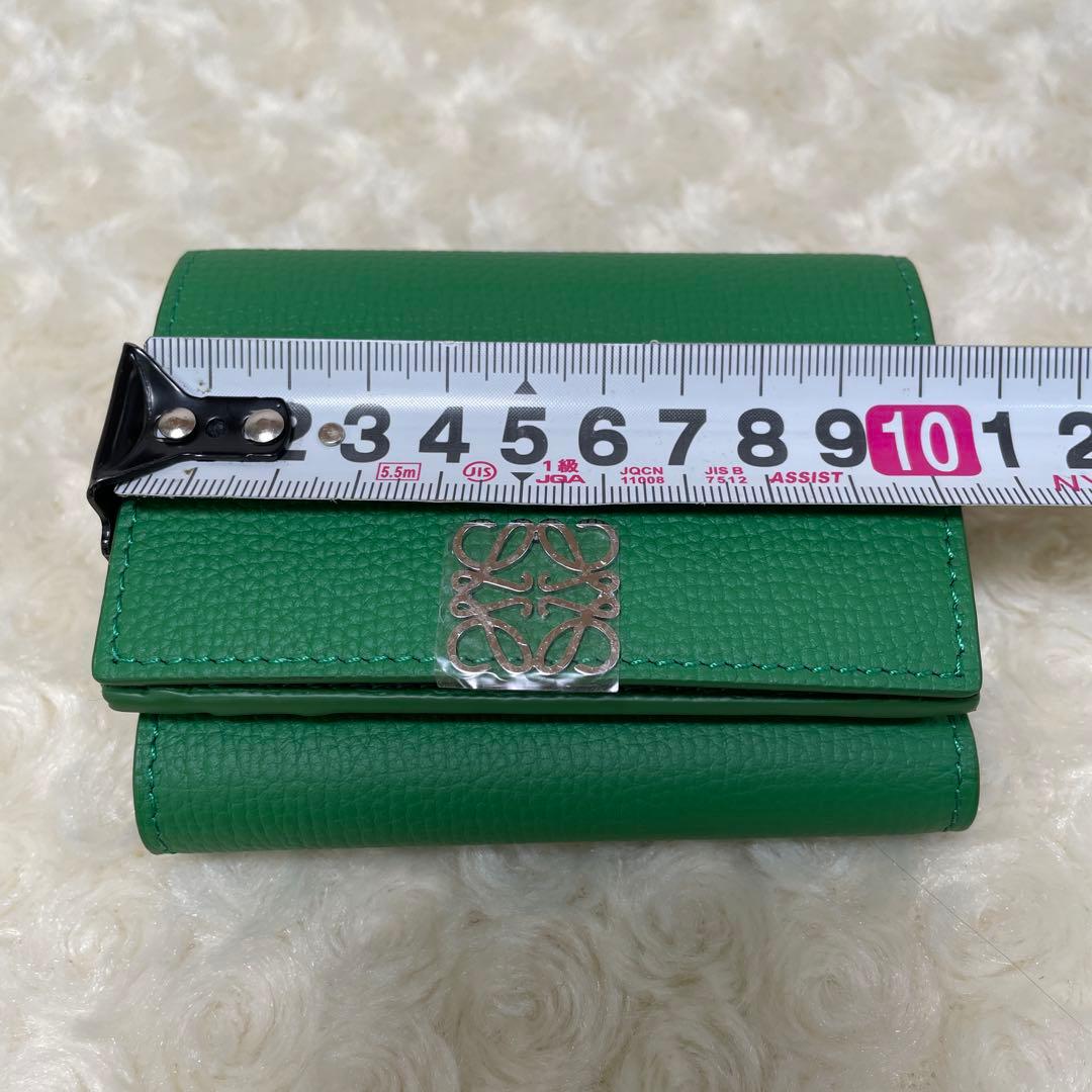 LOEWEロエベ　新品未使用アナグラムトライフォールドウォレット