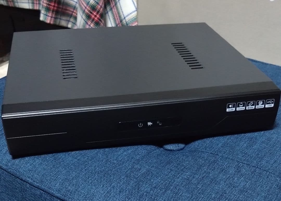 4CH フルハイビジョン　屋外型防犯カメラセット　AHDカメラ4台　レコーダー付