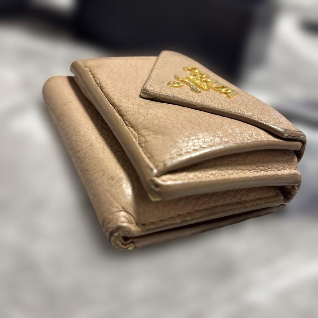 【箱付き】PRADA ピンクベージュ 三つ折り財布