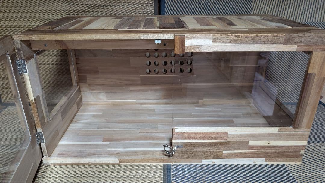 アカシア集成材15ミリ幅120縦50奥行50蜜蝋オイル仕上げ！