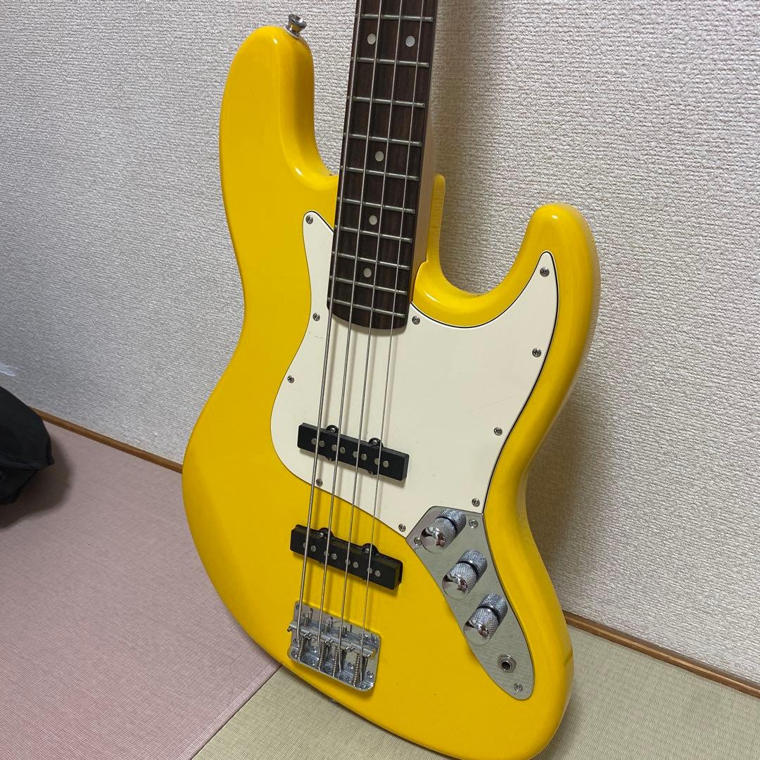 ベース イエロー　SELDER