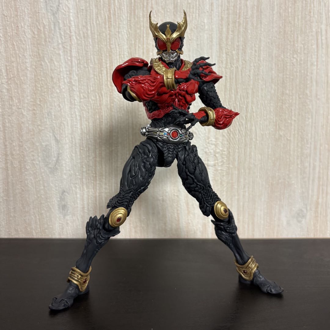 31.【ジャンク品】S.I.C. コロセウム 仮面ライダークウガ