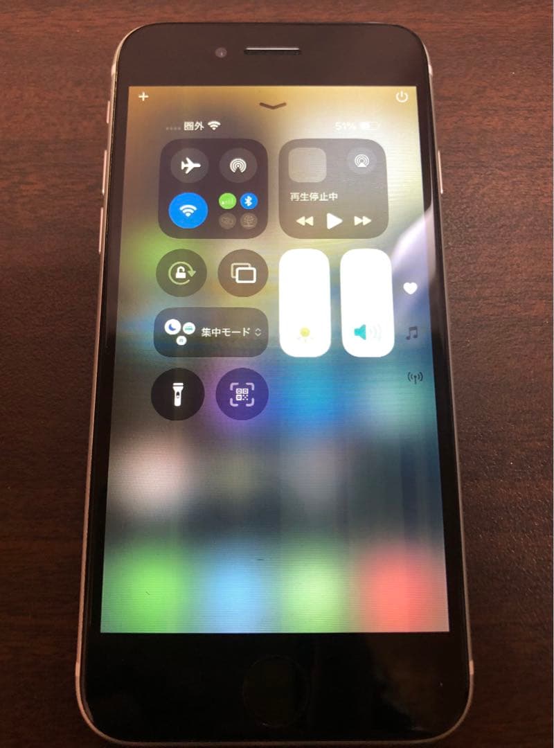 Apple iPhone SE 第2世代 本体 ホワイト SIMフリー 状態良