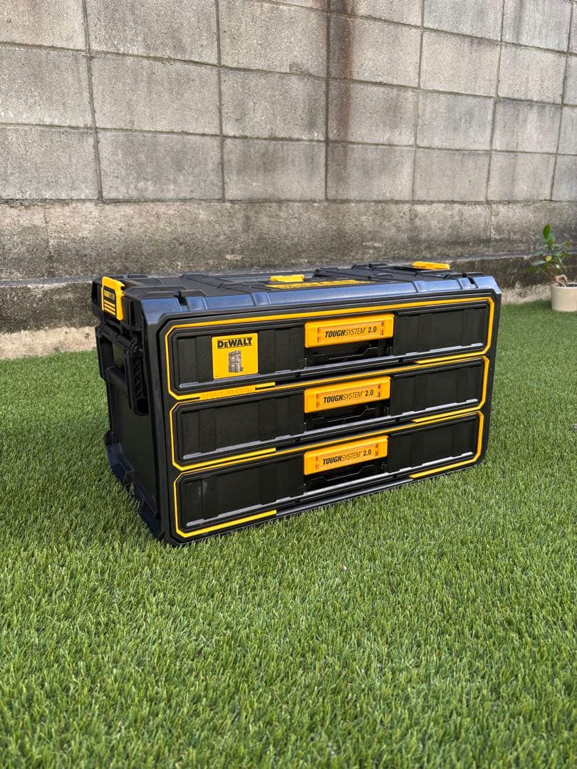 DEWALT タフシステム2.0 3段引き出しチェスト DWST08330-1