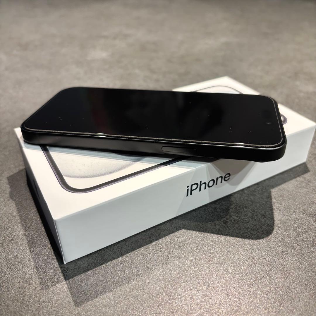 新春!!美品♡iPhone15 128GB ブラック