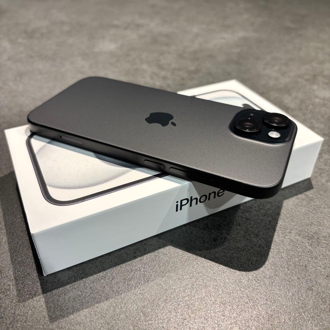 新春!!美品♡iPhone15 128GB ブラック