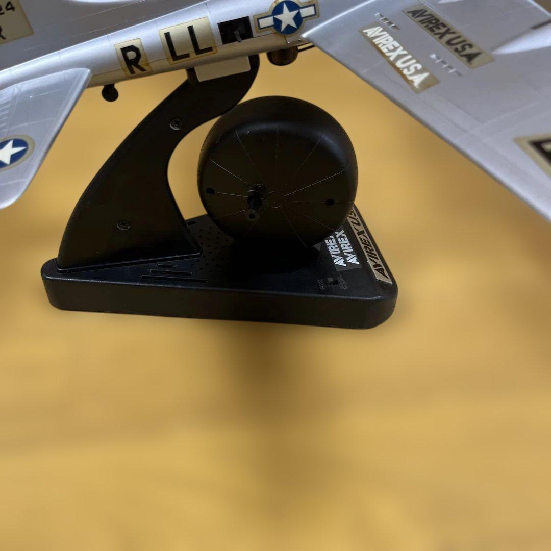 AVIREX USA B-17 モデル 戦闘機 時計 音声付き