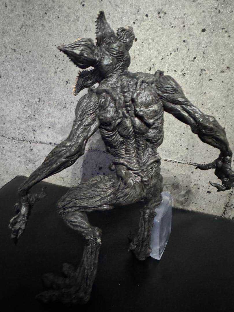 1番くじ　ストレンジャーシングス　デモゴルゴン　リペイント　フィギュア