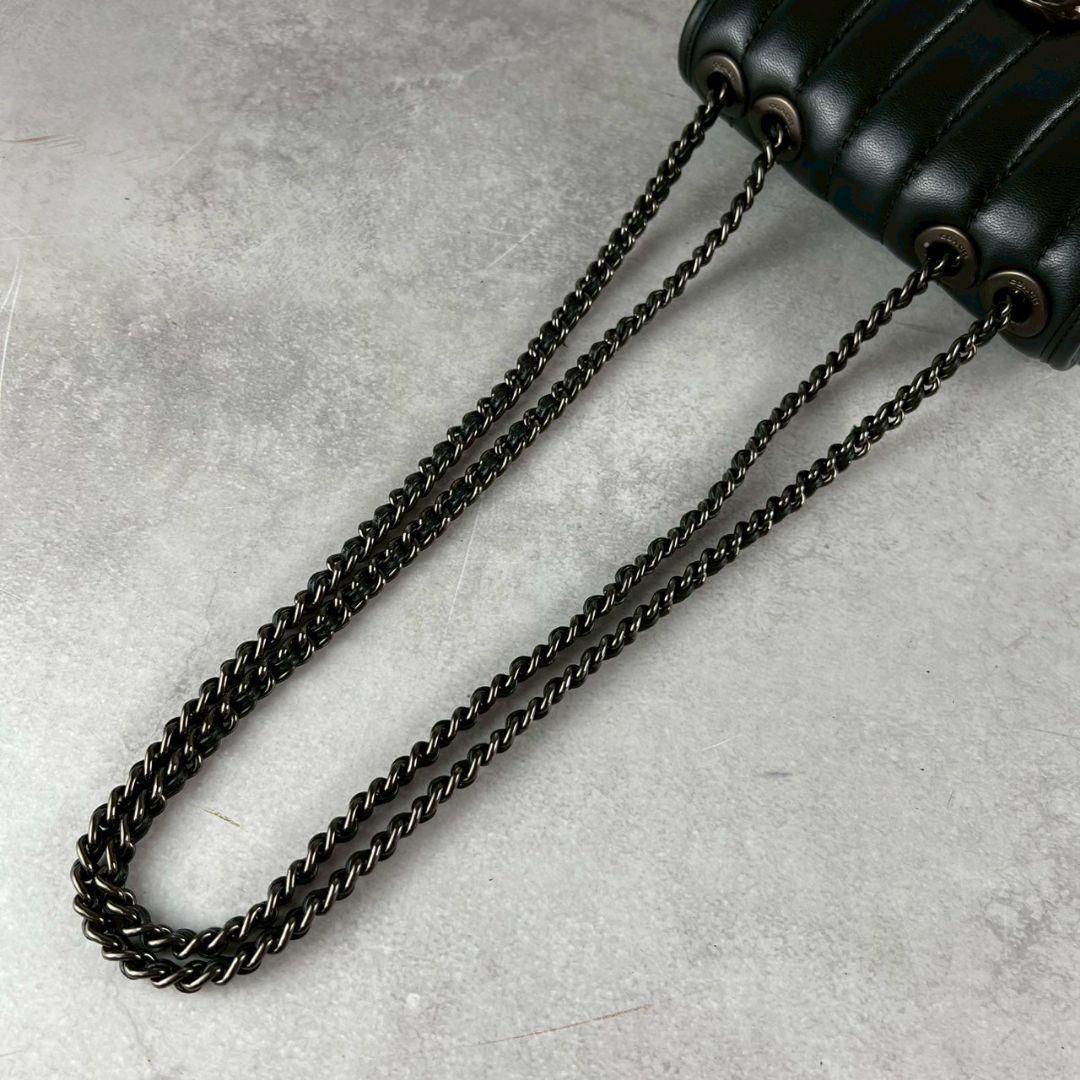 コーチ　ブラック キルティング ショルダーバッグ チェーンショルダー