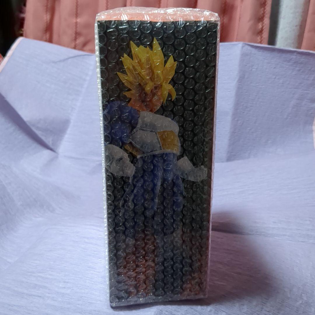 [新品、未開封]　ドラゴンボールＺ超サイヤ人孫悟空フィギュア　F8-116
