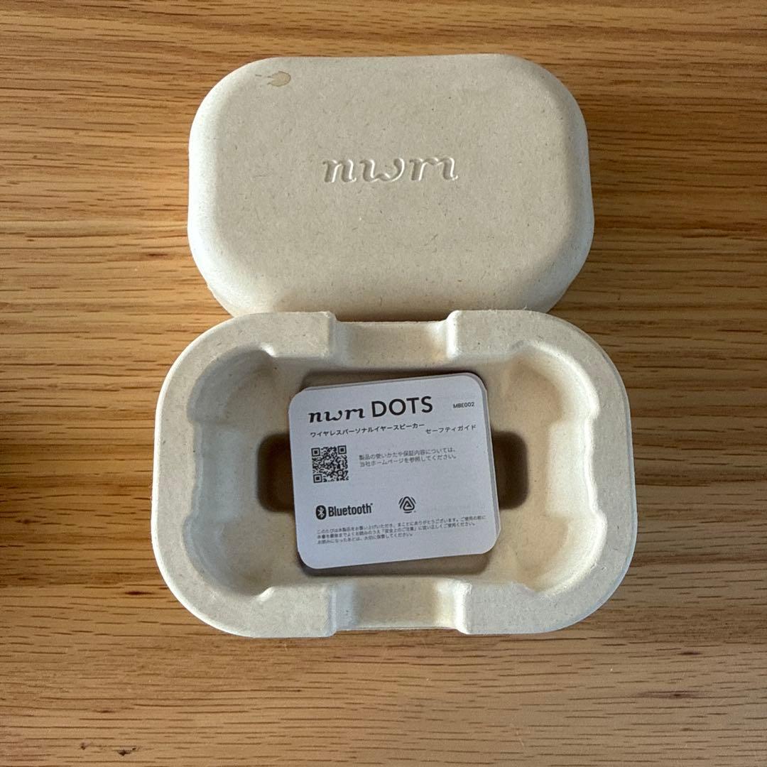 ワイヤレスイヤホン nwm DOTS ブラック