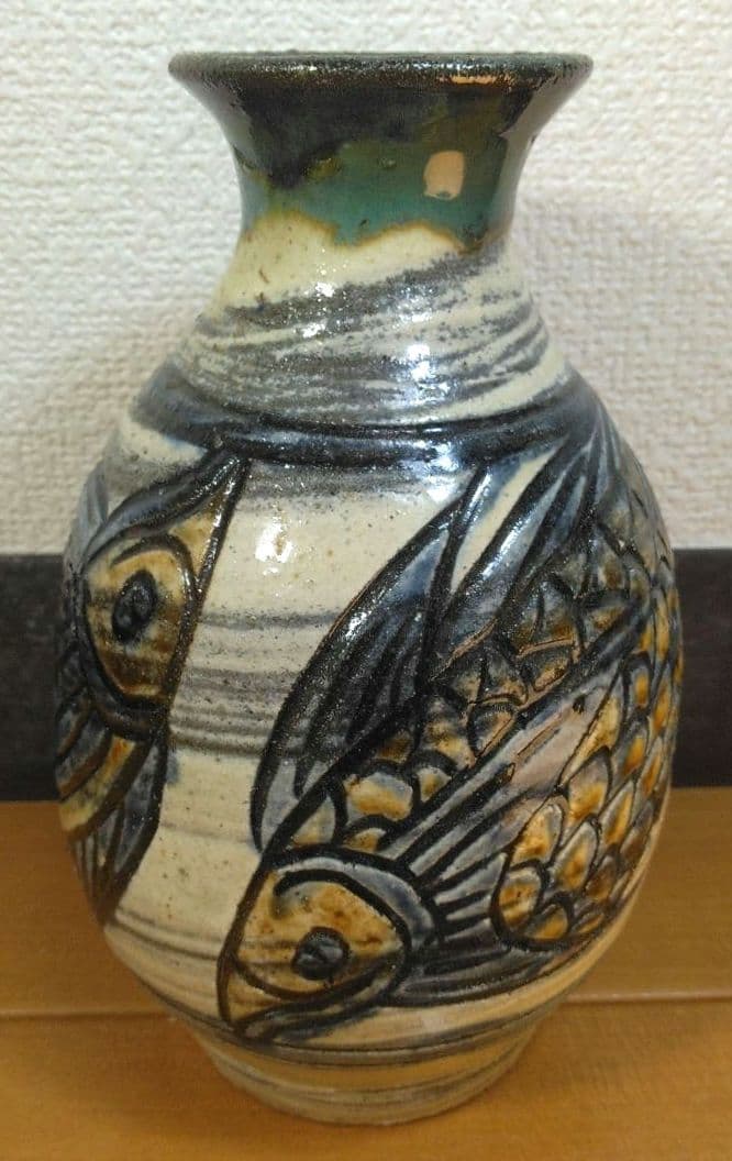 人間国宝 金城次郎 壷屋焼 魚紋花瓶 栞 共箱 壺屋焼 やちむん