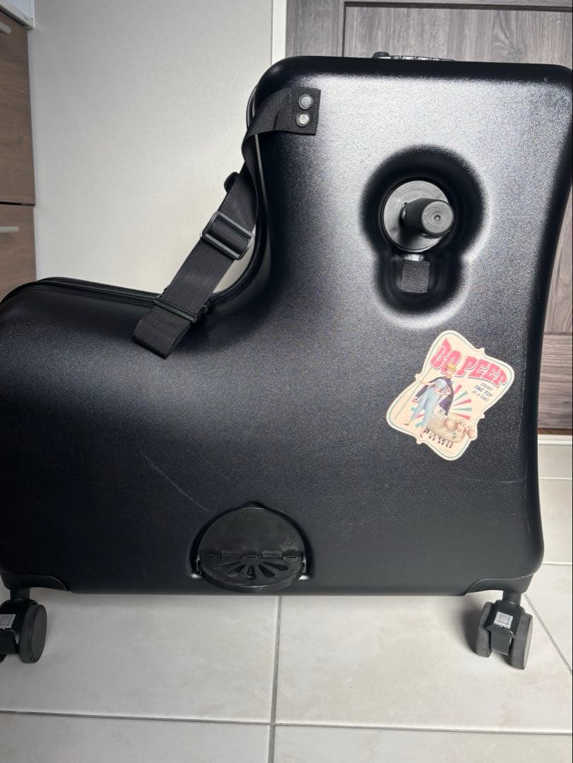 キッズトラベル 子供が乗れるキャリーケース 折りたたみ式 ブラック Mサイズ