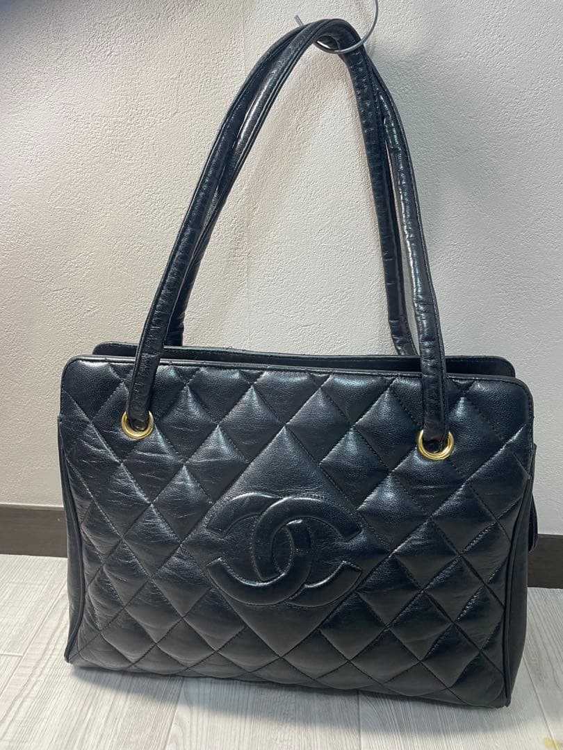 CHANELノベルティ　マトラッセ ココマーク 復刻トートバッグキャビアスキン