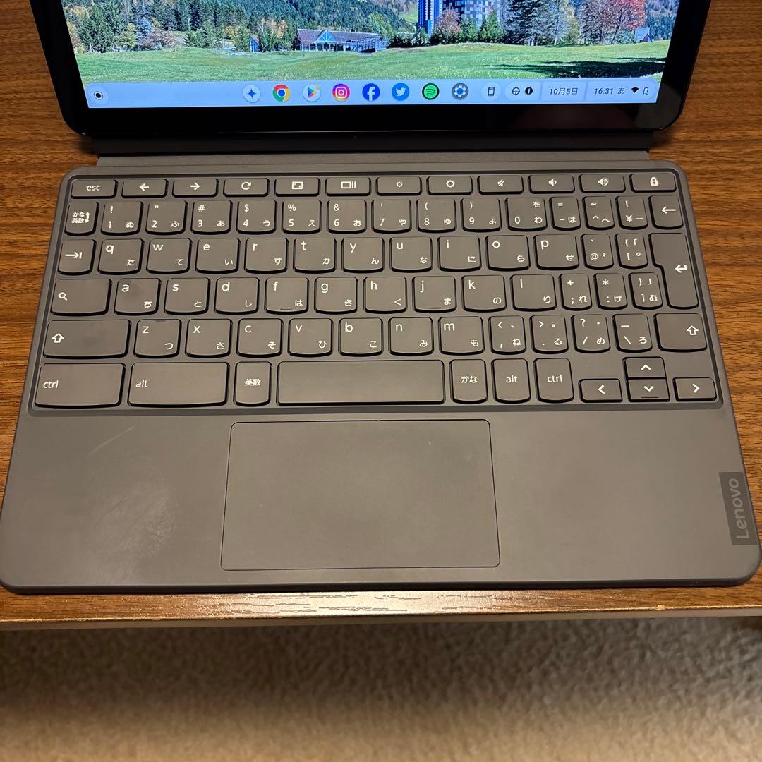 Lenovo Chromebook Ideapad (メモリ4GB、128GB)