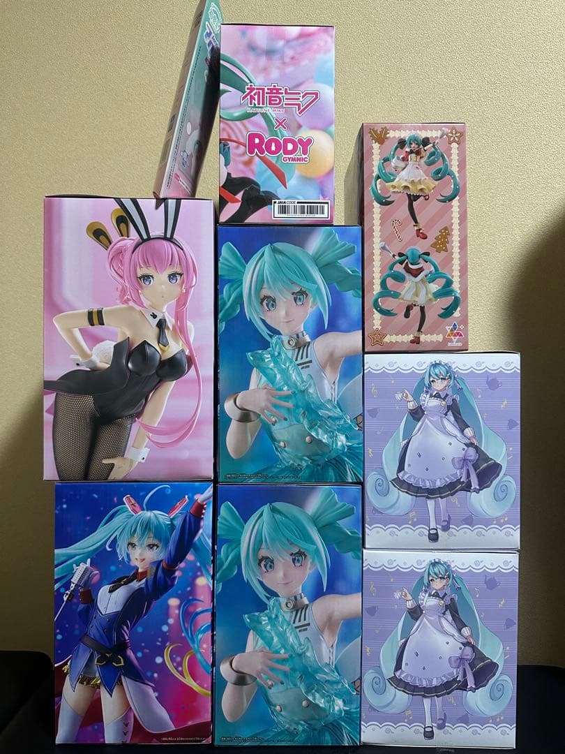 初音ミク フィギュア＋その他　9個　まとめ売り　美少女　アクぬい　巡音ルカ