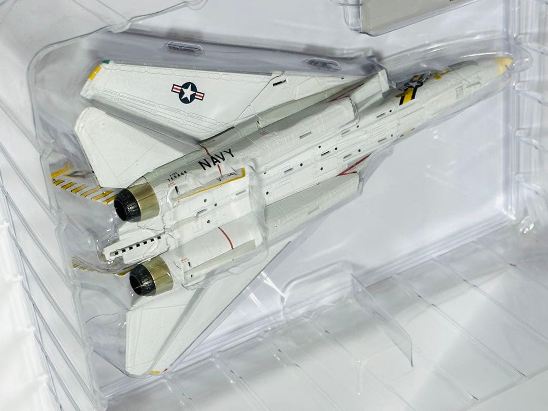 Calibre Wings 1/72 F-14A トムキャット VF-142