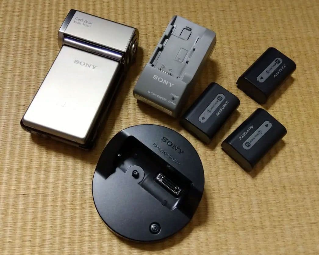 SONY Handycam HDR-TG1 バッテリー3個