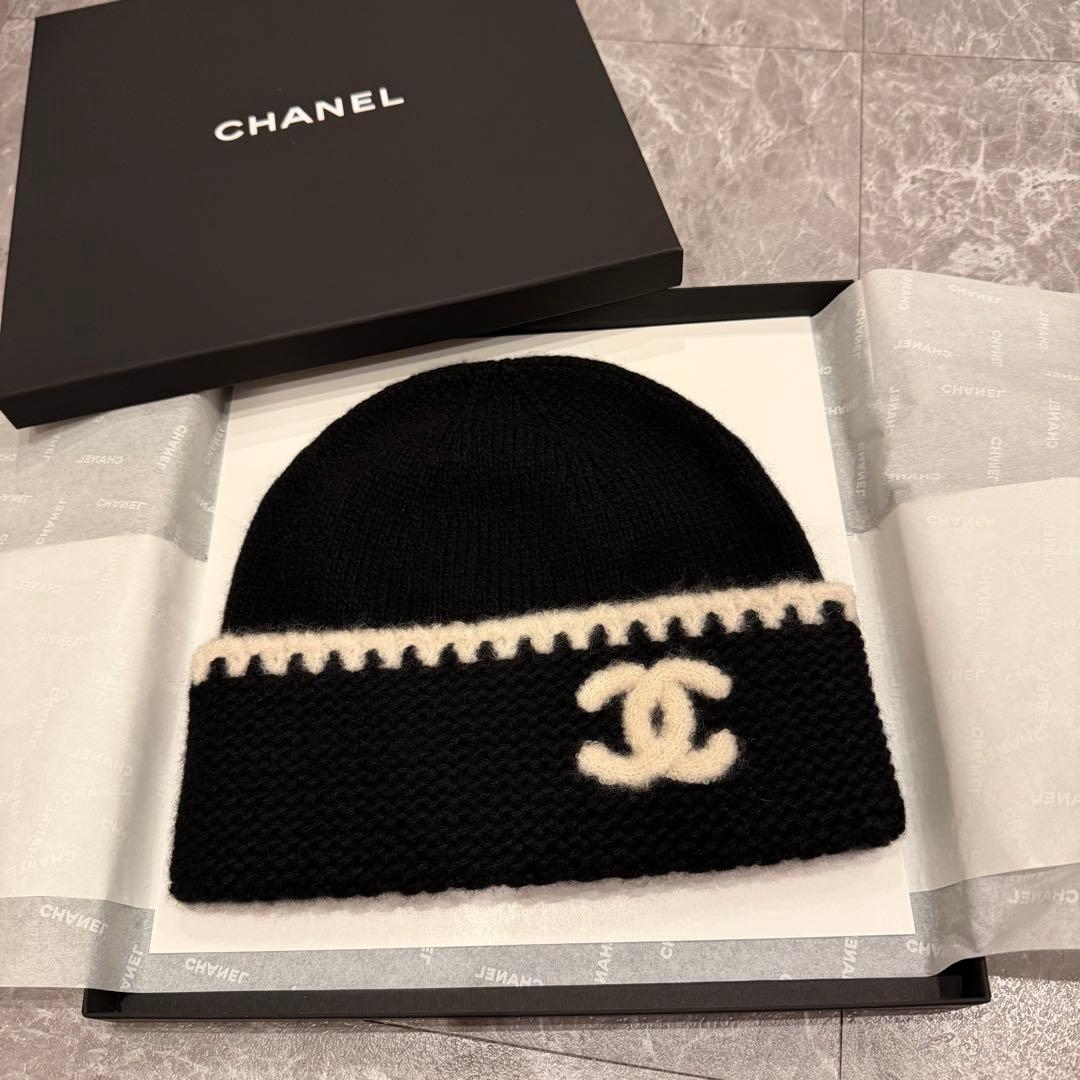 即日発送　CHANEL CCマークニット帽 ブラック/ホワイト