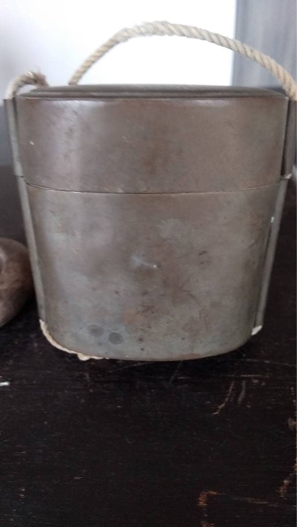 印籠　根付　トンボ玉　提げ物　アンティーク　煙草入れ　印鑑　緒締め　古道具