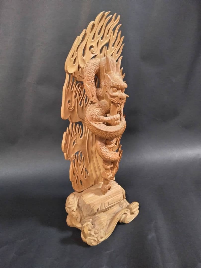 龍神、手彫り　剣龍　倶利伽羅不動尊像