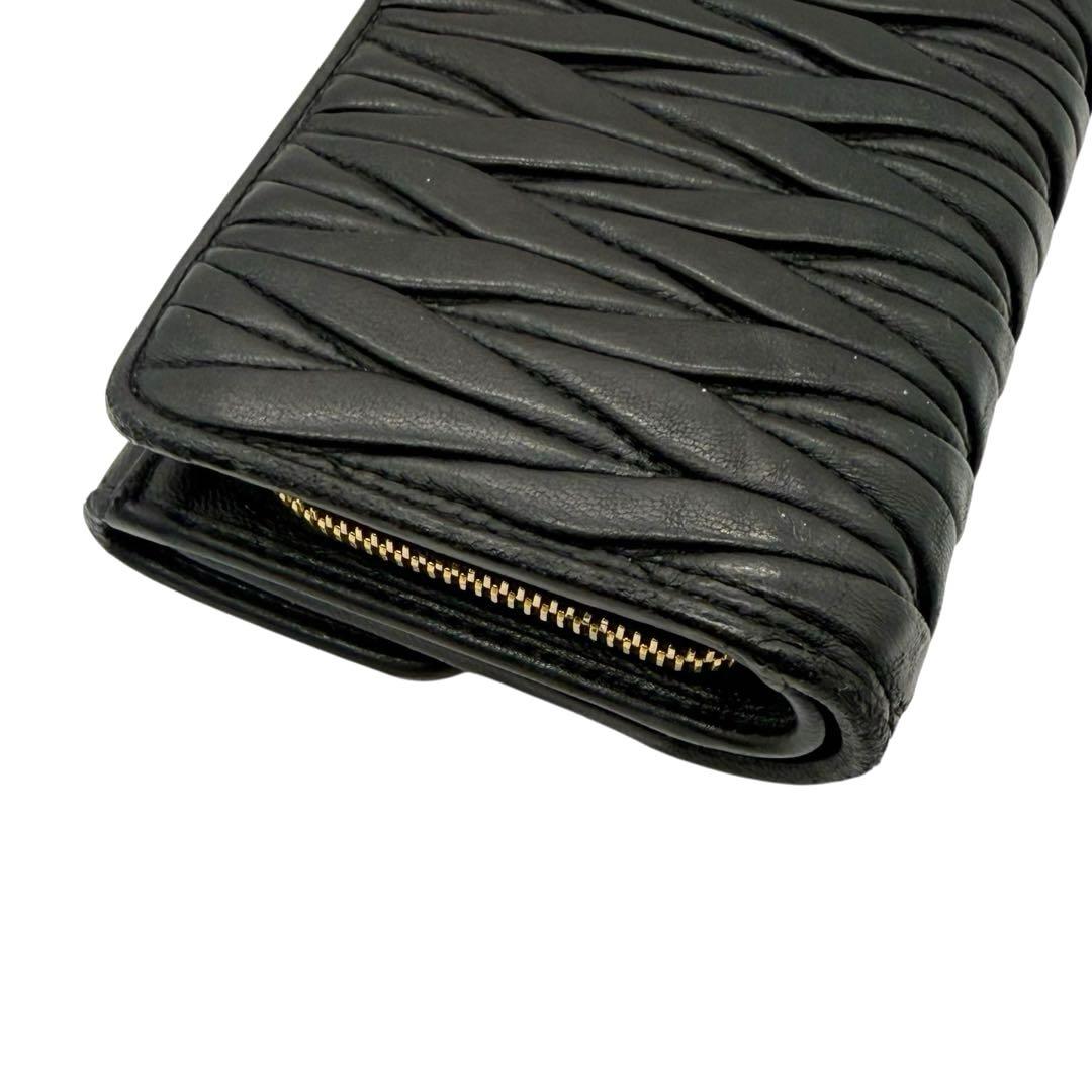 【美品 正規品 】 miumiu マテラッセ 二つ折り財布 RFID搭載