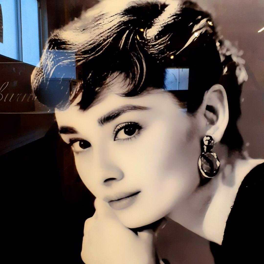 輸入雑貨　ミラーアート　英国　『オードリー・ヘプバーン』　特殊強化ガラス仕様