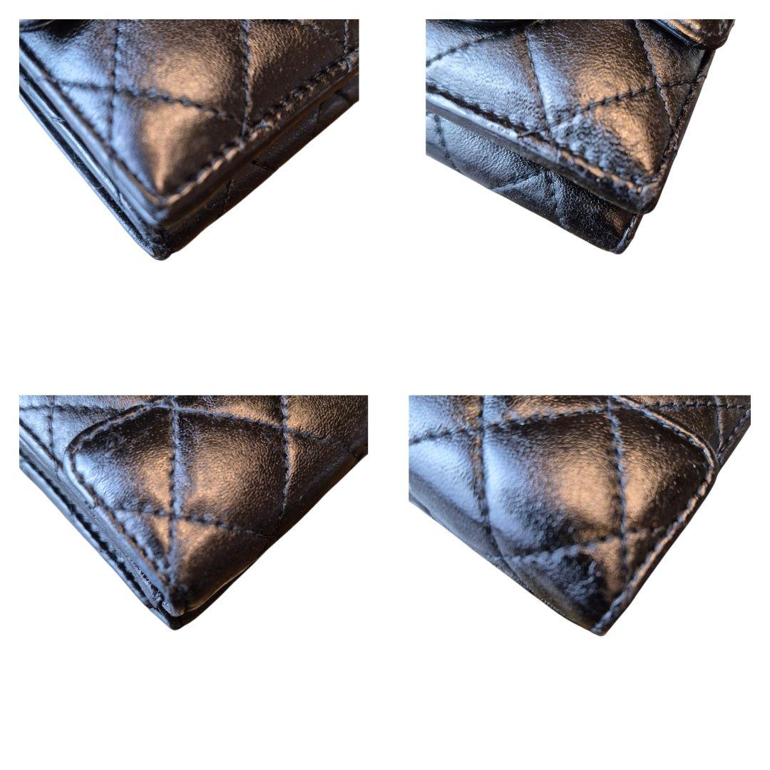 CHANEL　シャネル　マトラッセ　シルバー金具　Wホックフラップ　三つ折り財布