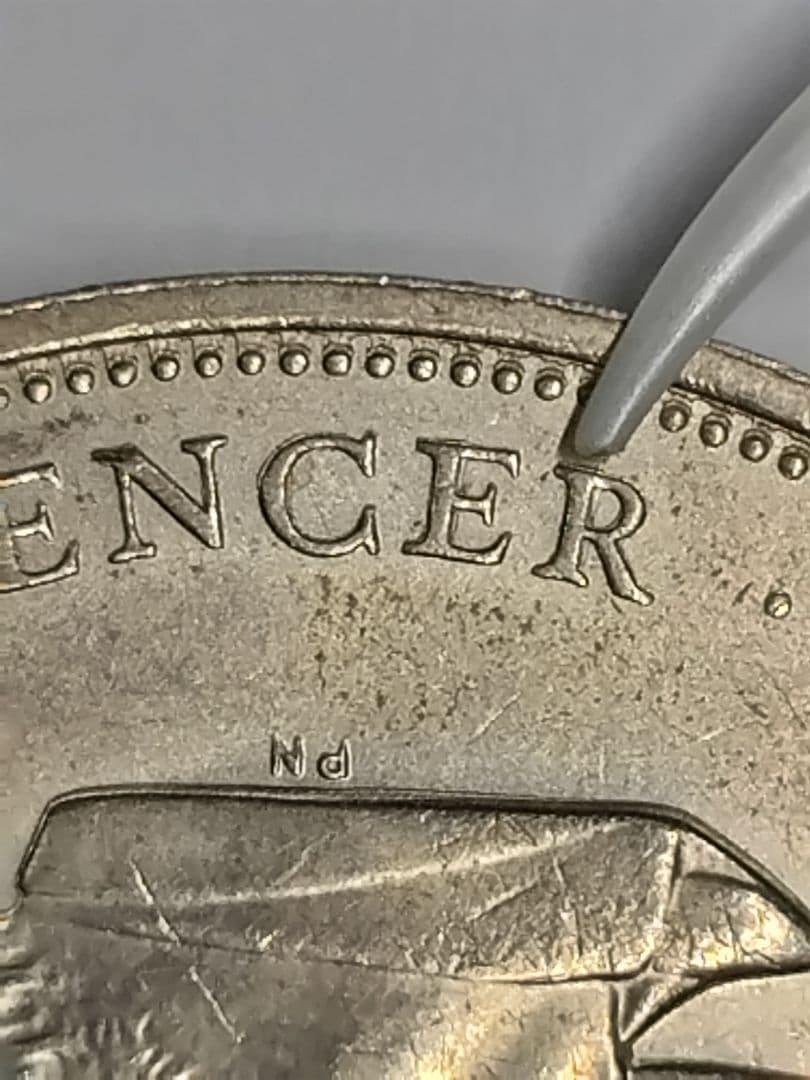 pn424 エラー硬貨 1981年チャールズ皇太子 ダイアナ妃 ご成婚記念 硬貨