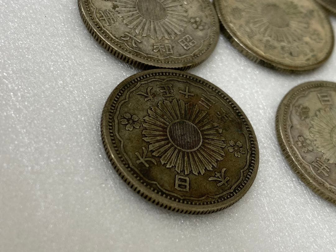 3-2481 古銭　旭日五十銭12枚・竜十銭5枚