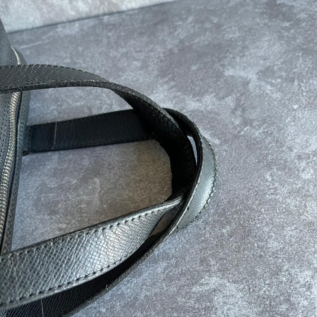 ⭐️LOUIS VUITTON⭐️ルイヴィトン タイガ アレクサンダー