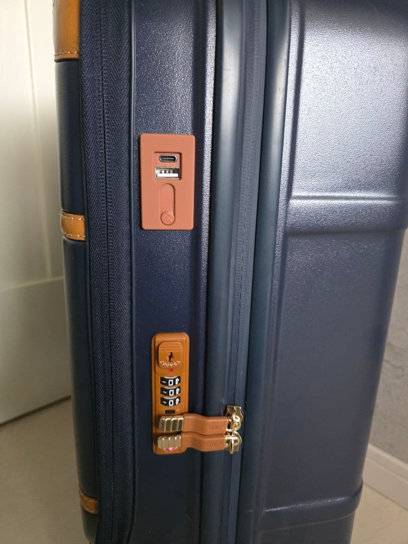 brics ブリックス ベラージオ USBポート付き スーツケース