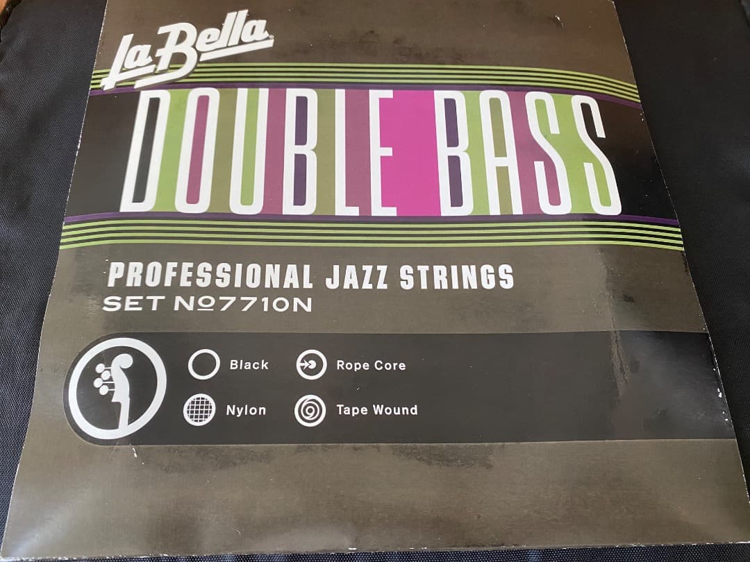 La Bellaブラックナイロン弦　中古セット