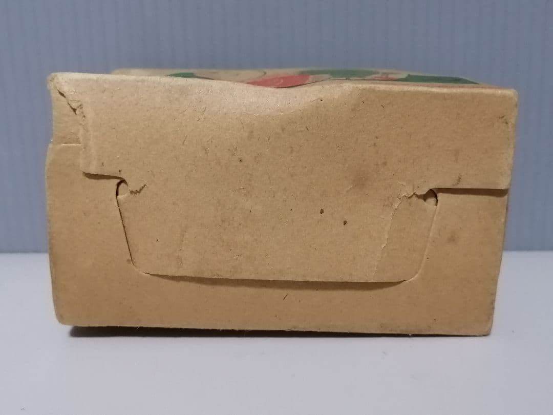 オキュパイドジャパン　セルロイド製　ゼンマイ駆動