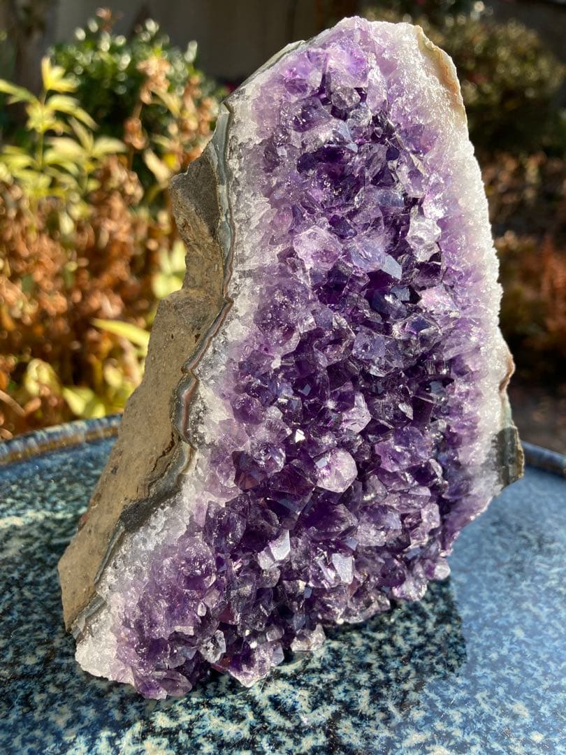 紫色の美しいアメジスト　原石 パワーストーン　ヒーリング　約15cm