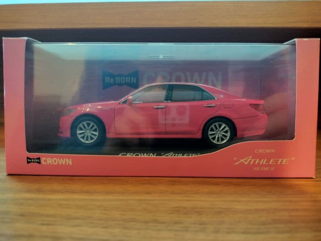 ト*ー様 【新品】CROWN ATHLETEミニカー トヨタ新型クラウン記念配布