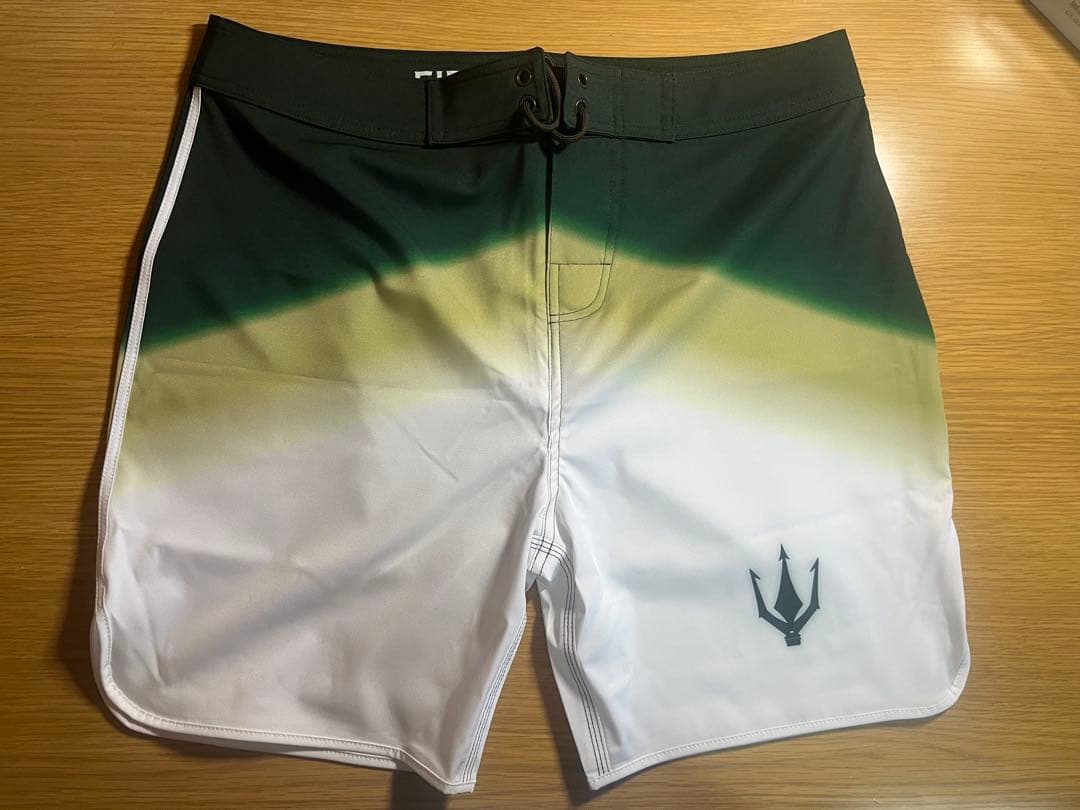 FIED ファイド サーフパンツ　サイズ32